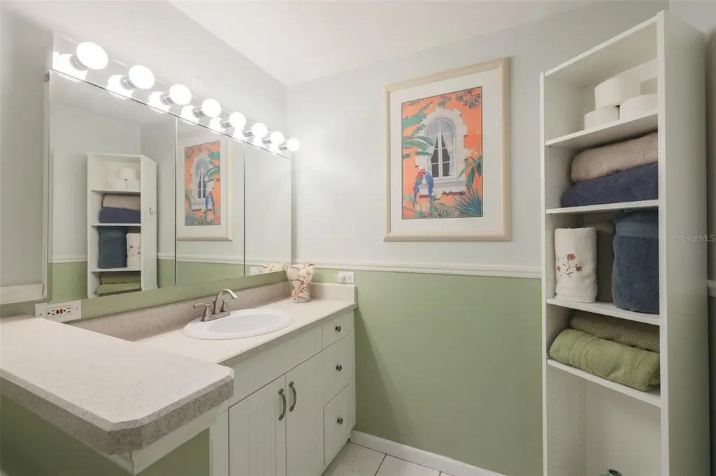 318 Fairside Court Sun City Center FL 33573