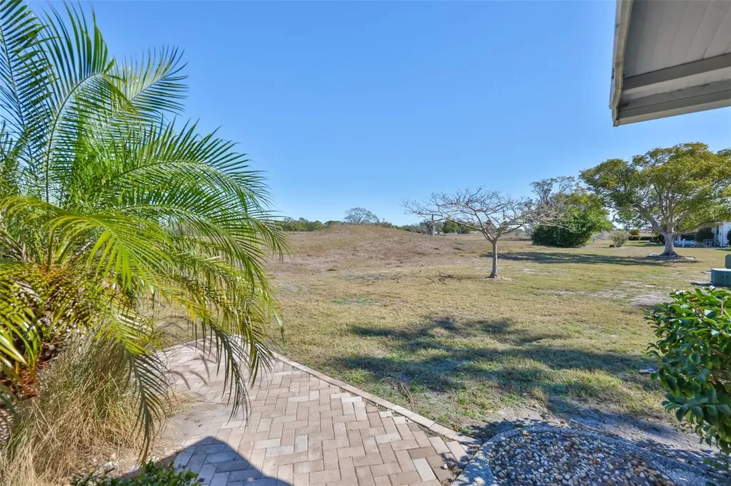 318 Fairside Court Sun City Center FL 33573