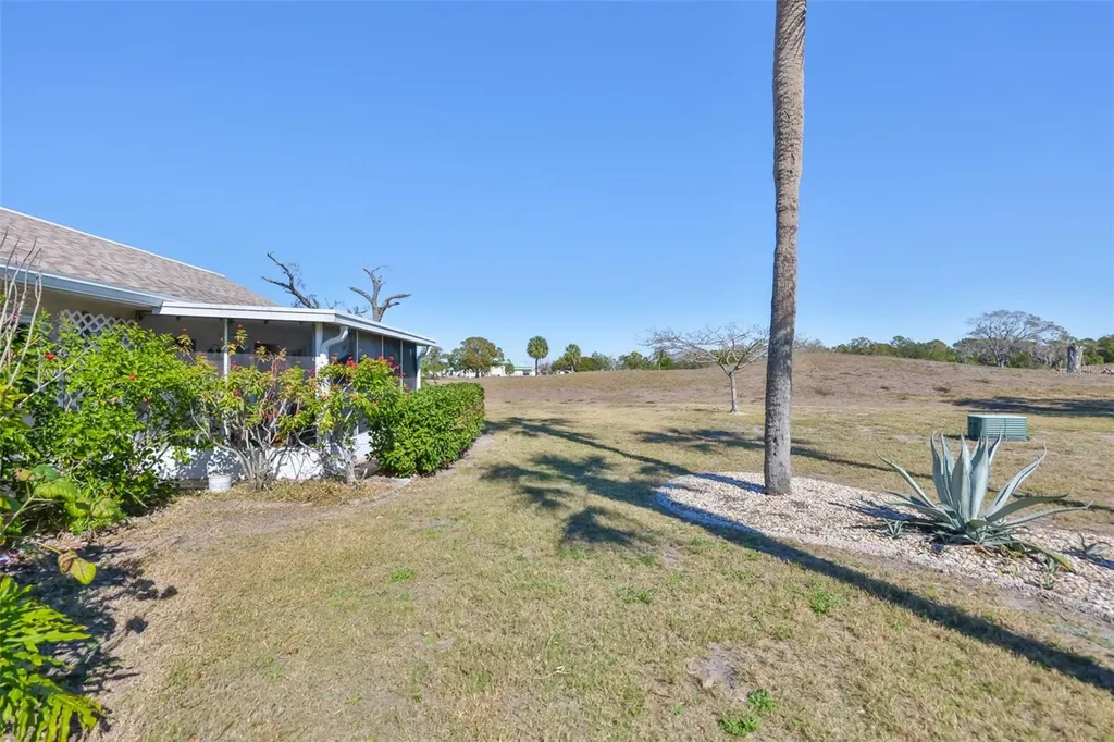 318 Fairside Court Sun City Center FL 33573