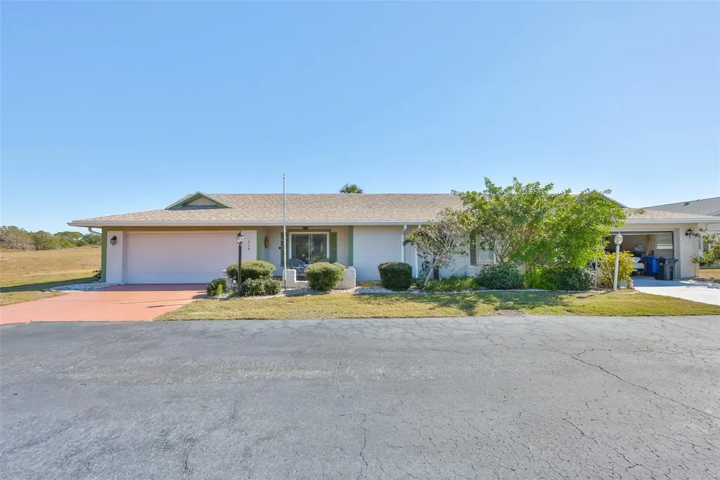 318 Fairside Court Sun City Center FL 33573