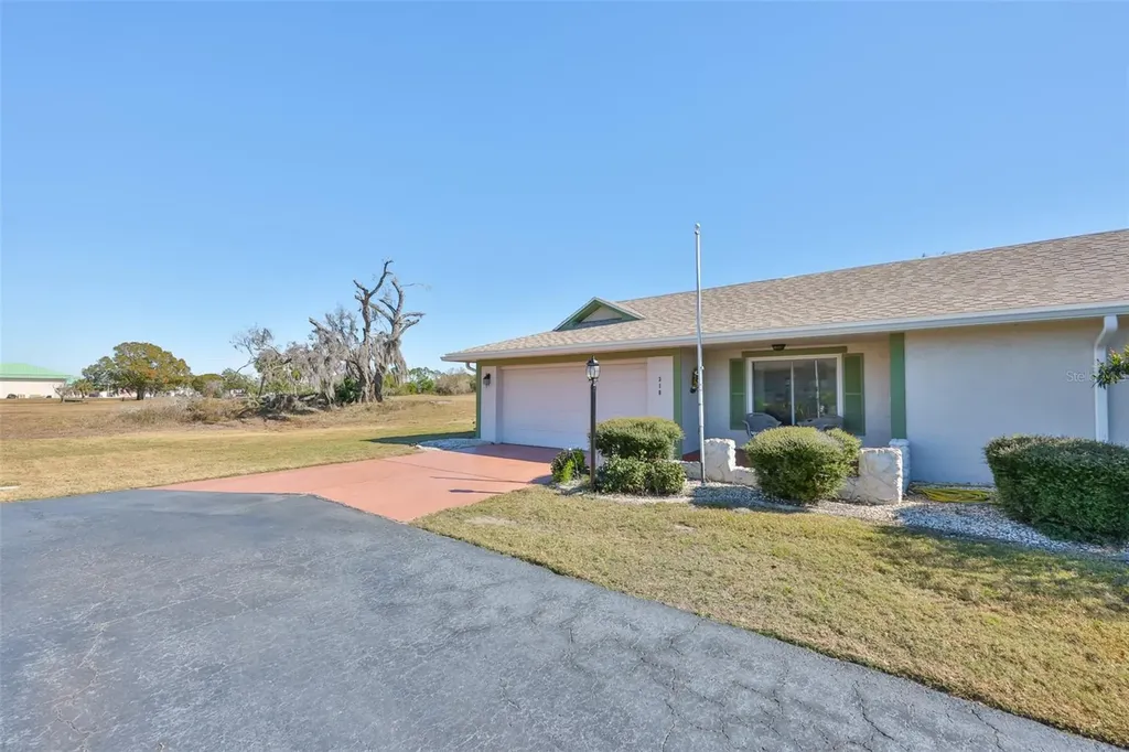 318 Fairside Court Sun City Center FL 33573