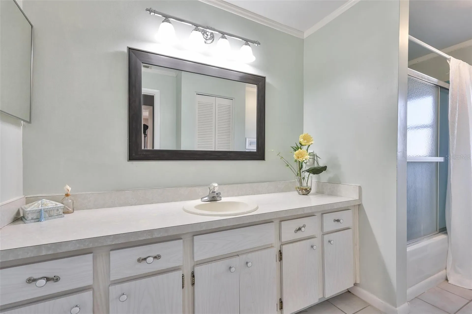 318 Fairside Court Sun City Center FL 33573