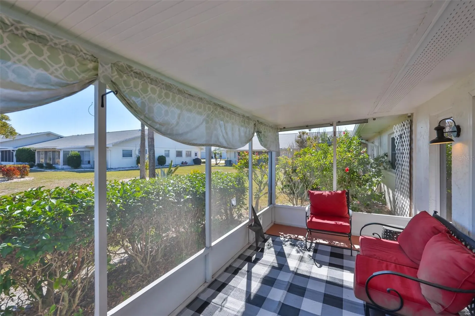 318 Fairside Court Sun City Center FL 33573