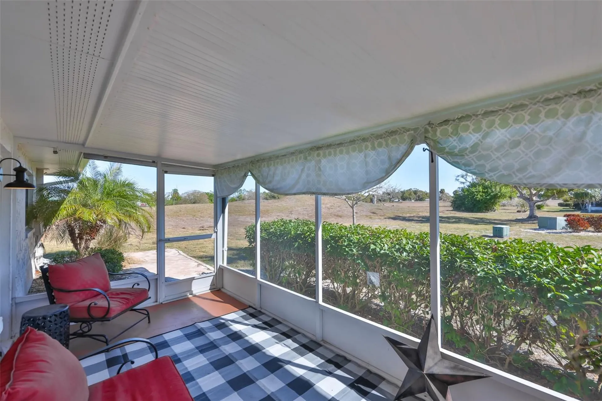 318 Fairside Court Sun City Center FL 33573