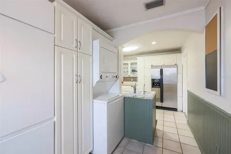 318 Fairside Court Sun City Center FL 33573