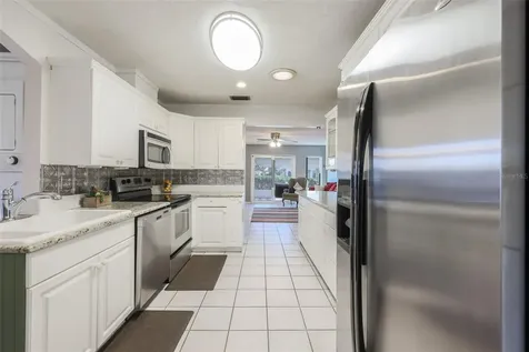 318 Fairside Court Sun City Center FL 33573