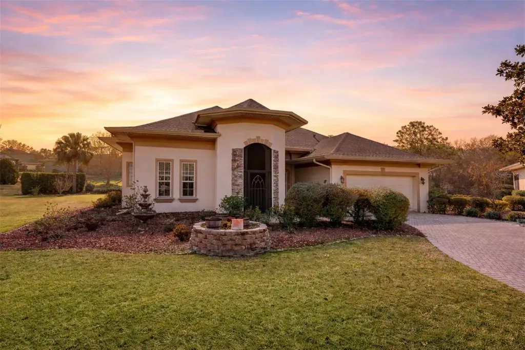 5236 Island Terrace Court Lady Lake FL 32159