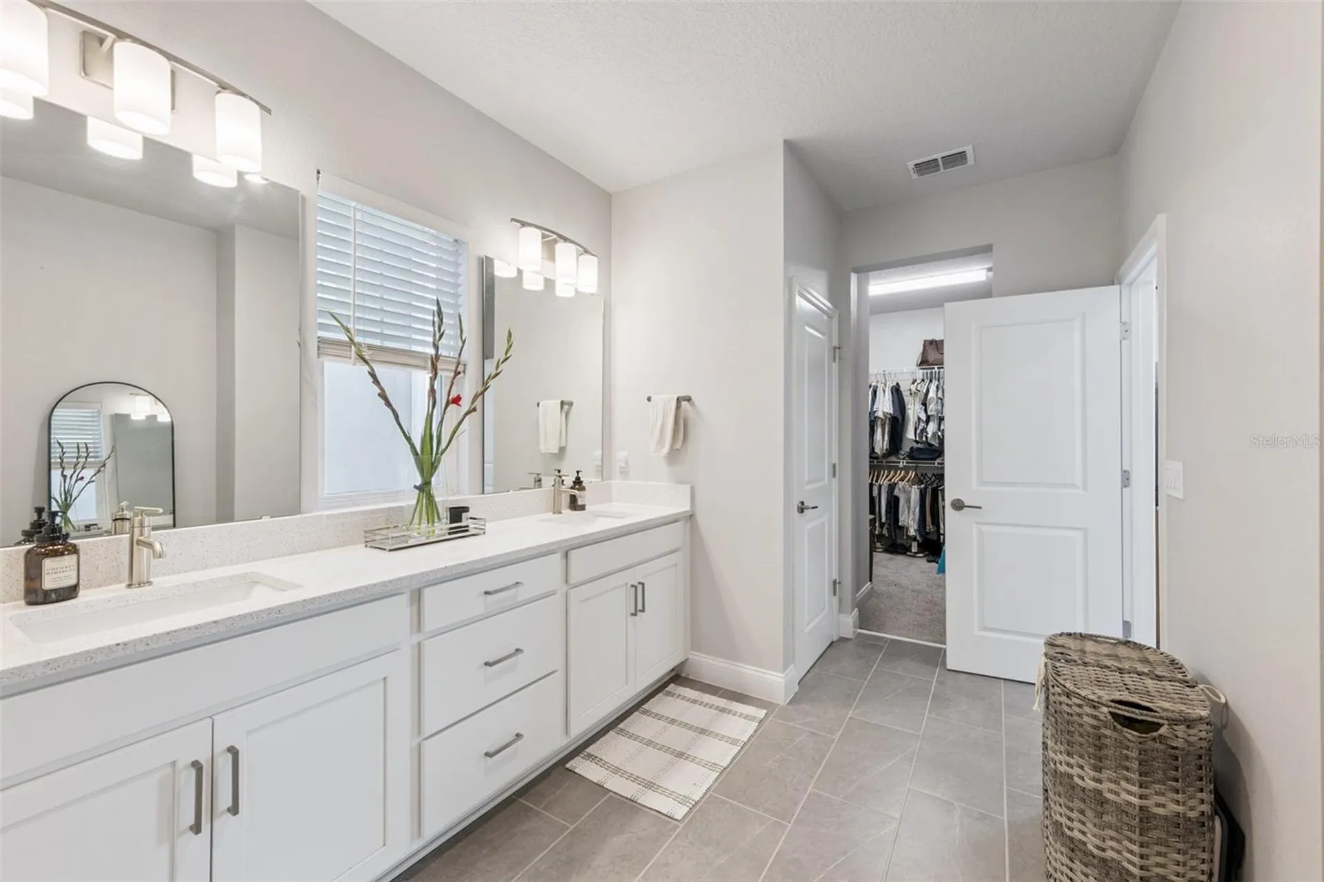 9916 Rodbell Street Orlando FL 32827
