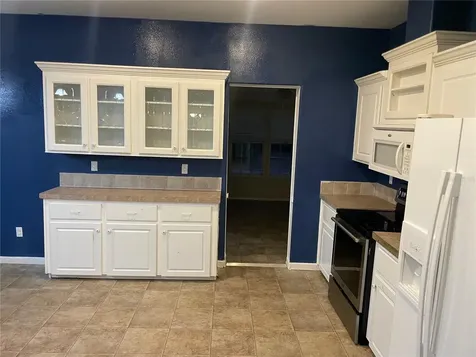 15773 SE Highway 42 Weirsdale FL 32195