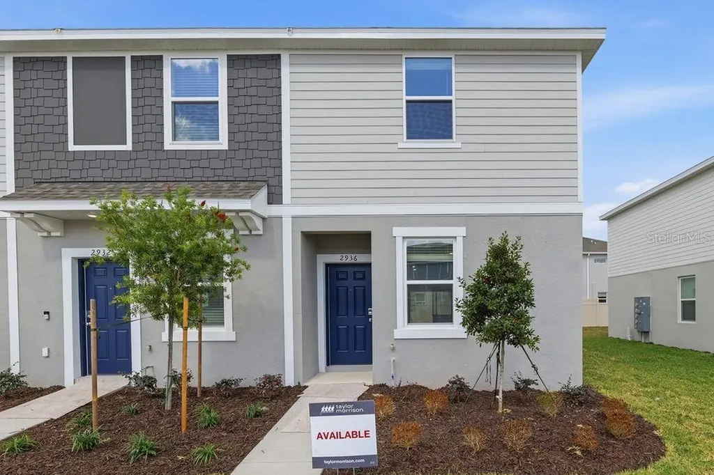 2936 Skyline Loop Kissimmee FL 34758