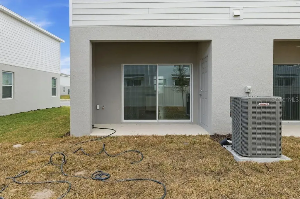 2936 Skyline Loop Kissimmee FL 34758