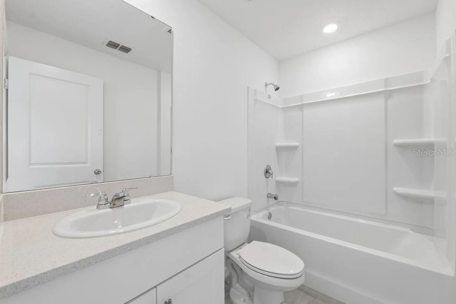 2936 Skyline Loop Kissimmee FL 34758