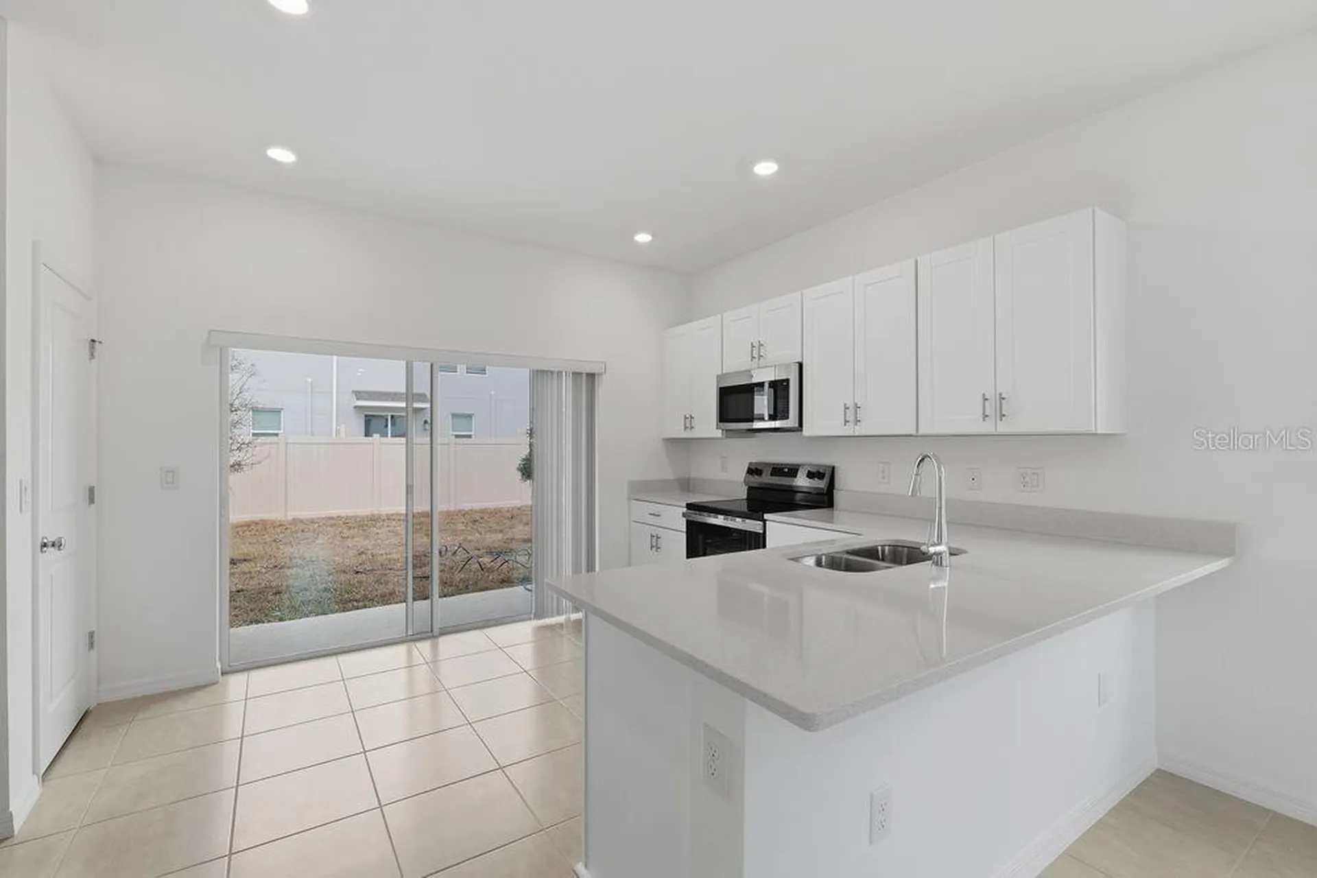 2936 Skyline Loop Kissimmee FL 34758