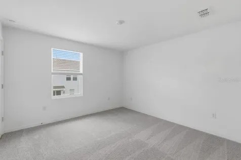 2936 Skyline Loop Kissimmee FL 34758