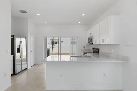 2936 Skyline Loop Kissimmee FL 34758