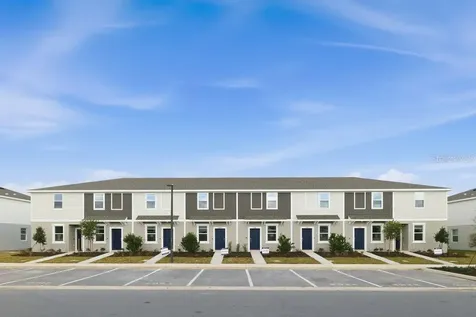 2936 Skyline Loop Kissimmee FL 34758