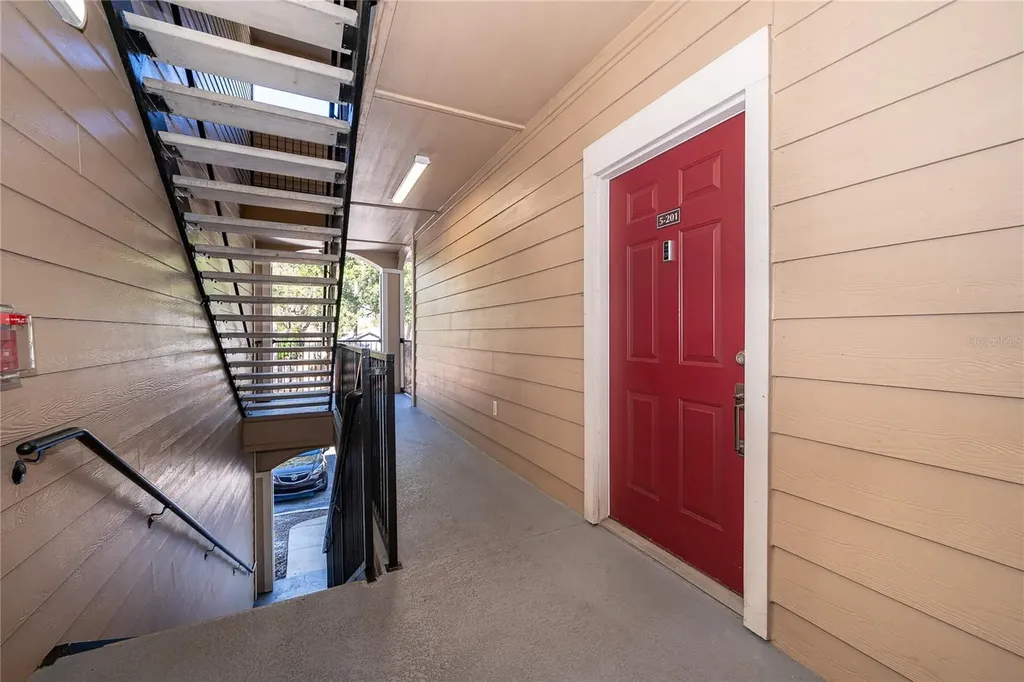 2015 Erving Circle Ocoee FL 34761