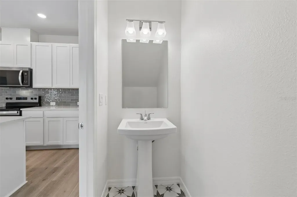 6341 Jensen View Avenue Apollo Beach FL 33572