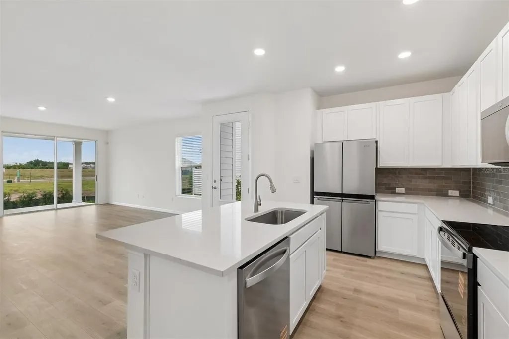 6341 Jensen View Avenue Apollo Beach FL 33572