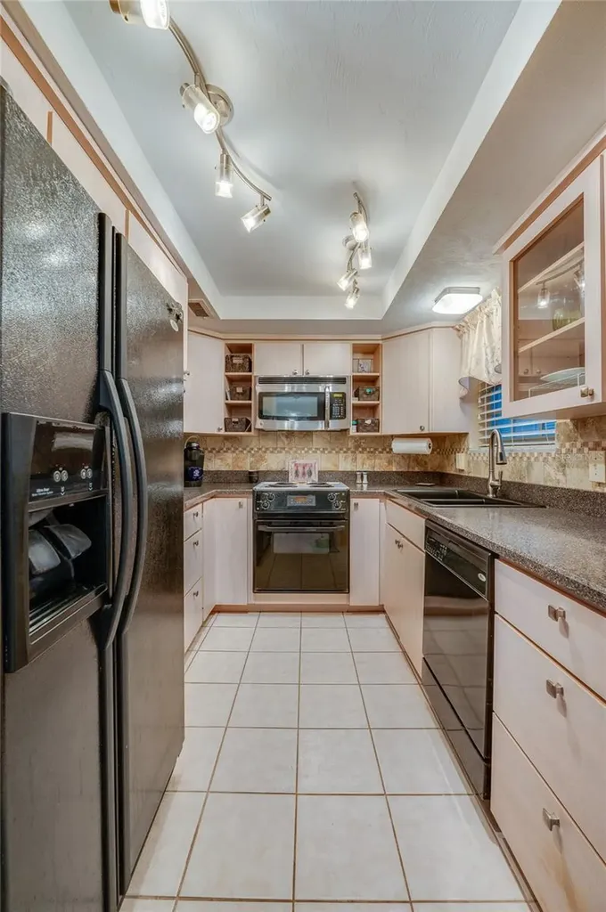 404 S Beach Street Daytona Beach FL 32114