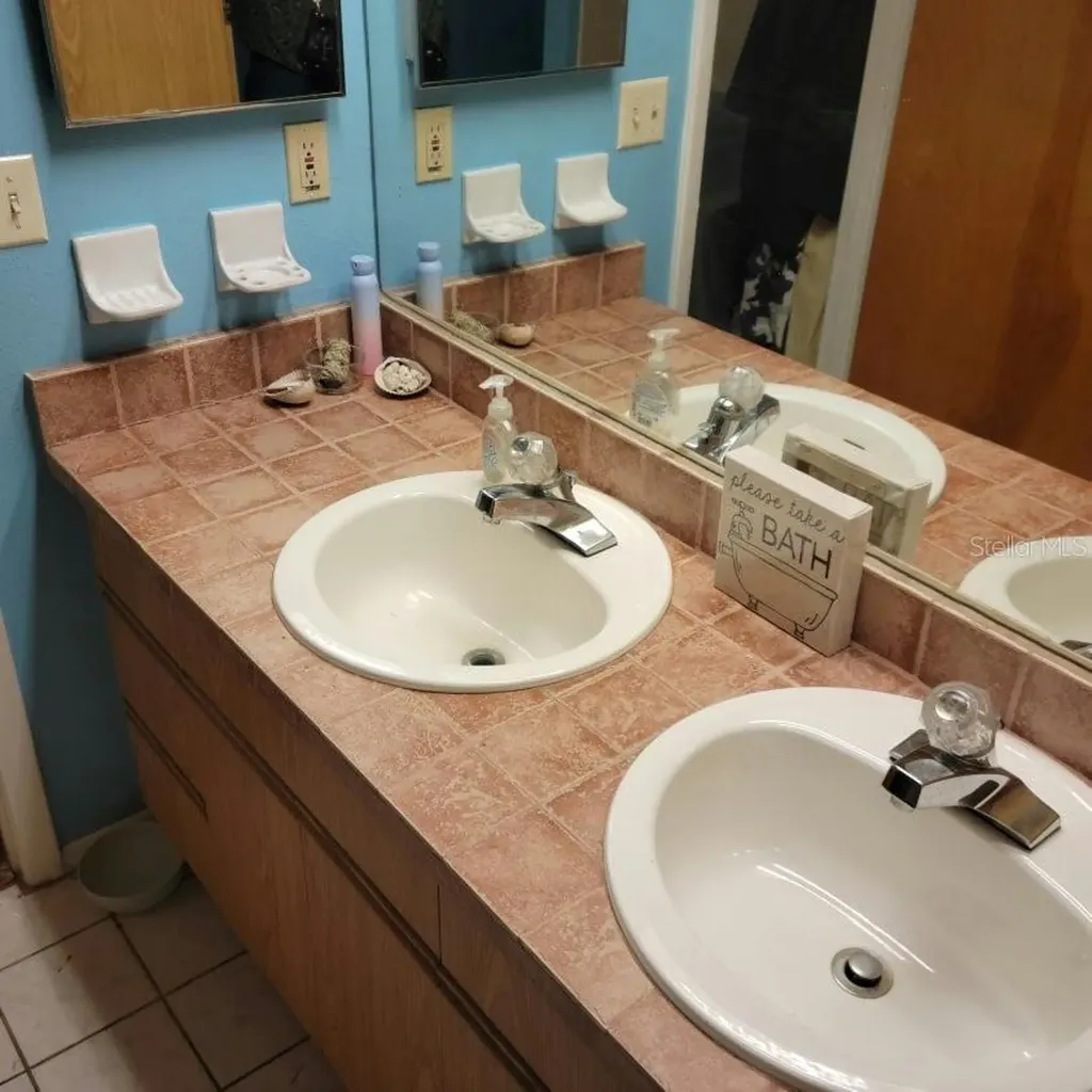 28800 Walker Drive Wesley Chapel FL 33544