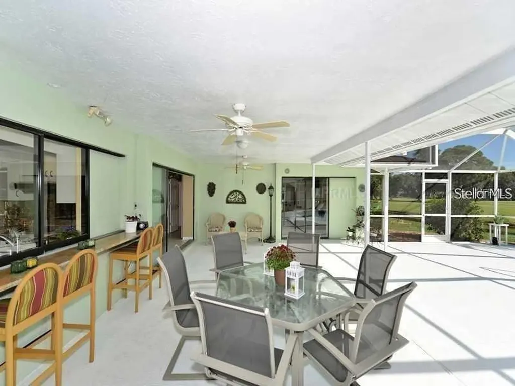 4841 Palm Aire Drive Sarasota FL 34243