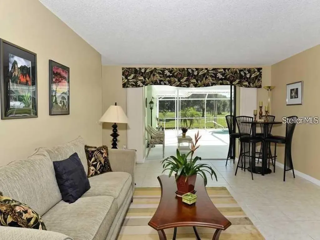 4841 Palm Aire Drive Sarasota FL 34243