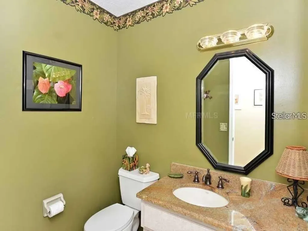4841 Palm Aire Drive Sarasota FL 34243