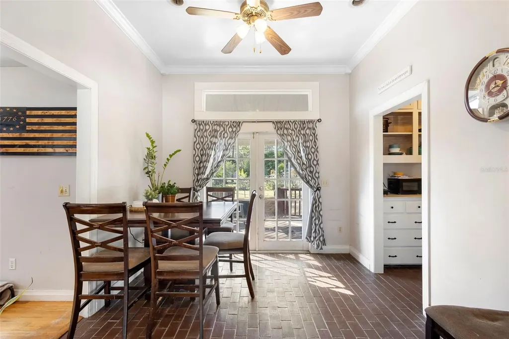 1462 Colin Kelly Avenue Daytona Beach FL 32124