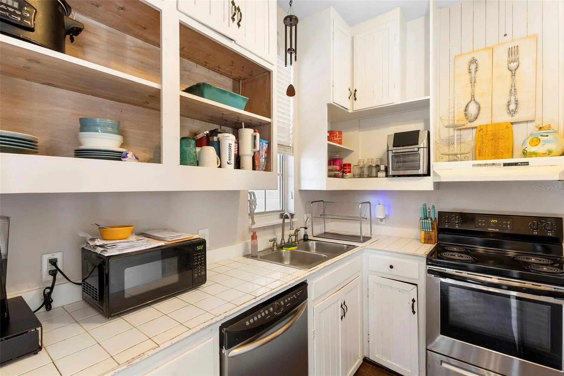 1462 Colin Kelly Avenue Daytona Beach FL 32124