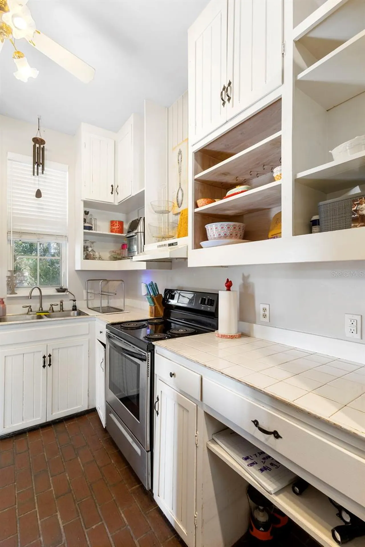 1462 Colin Kelly Avenue Daytona Beach FL 32124