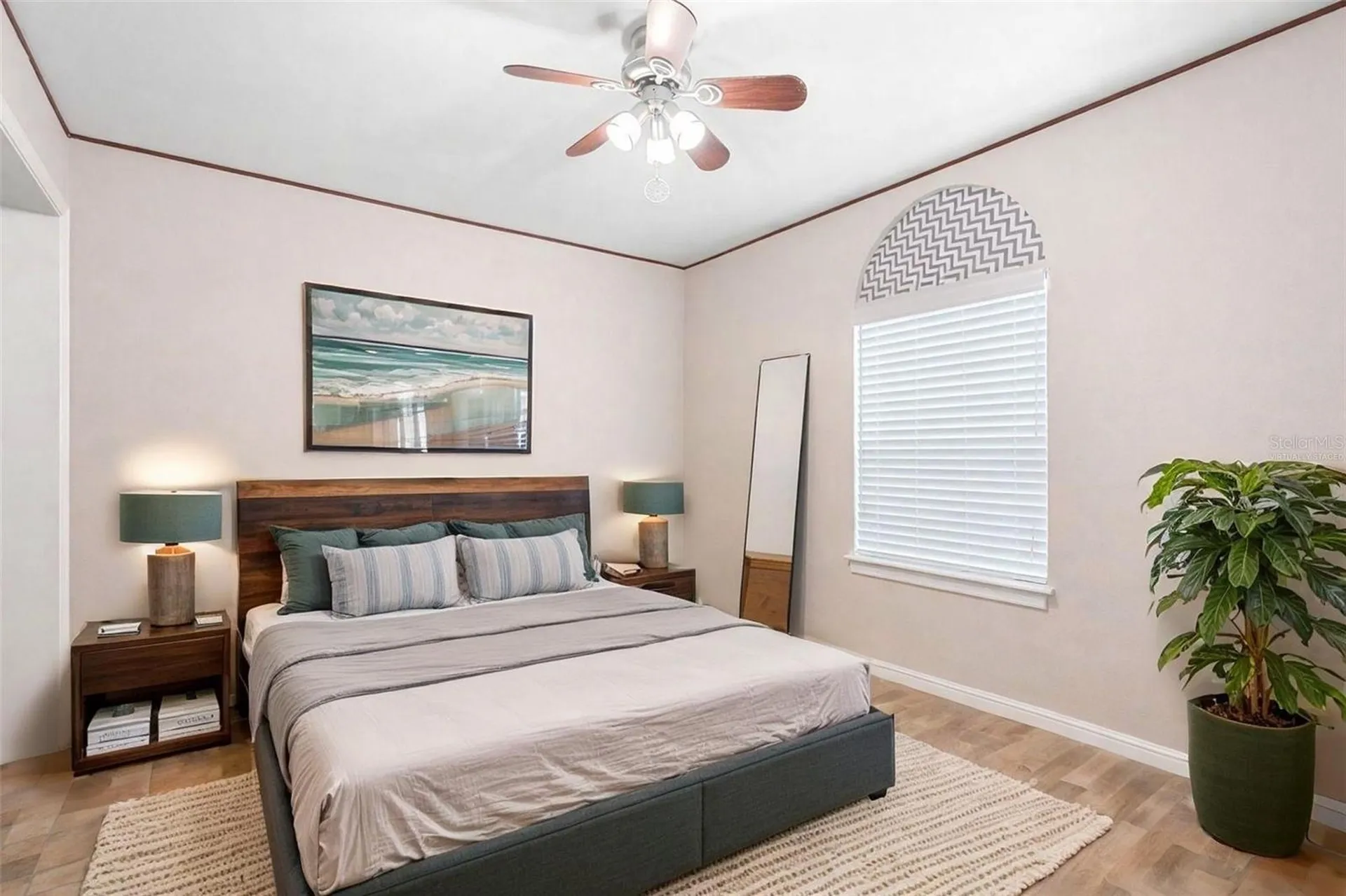 1462 Colin Kelly Avenue Daytona Beach FL 32124