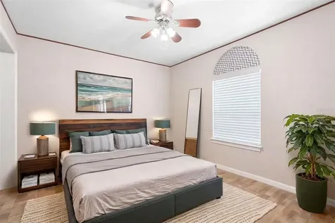 1462 Colin Kelly Avenue Daytona Beach FL 32124