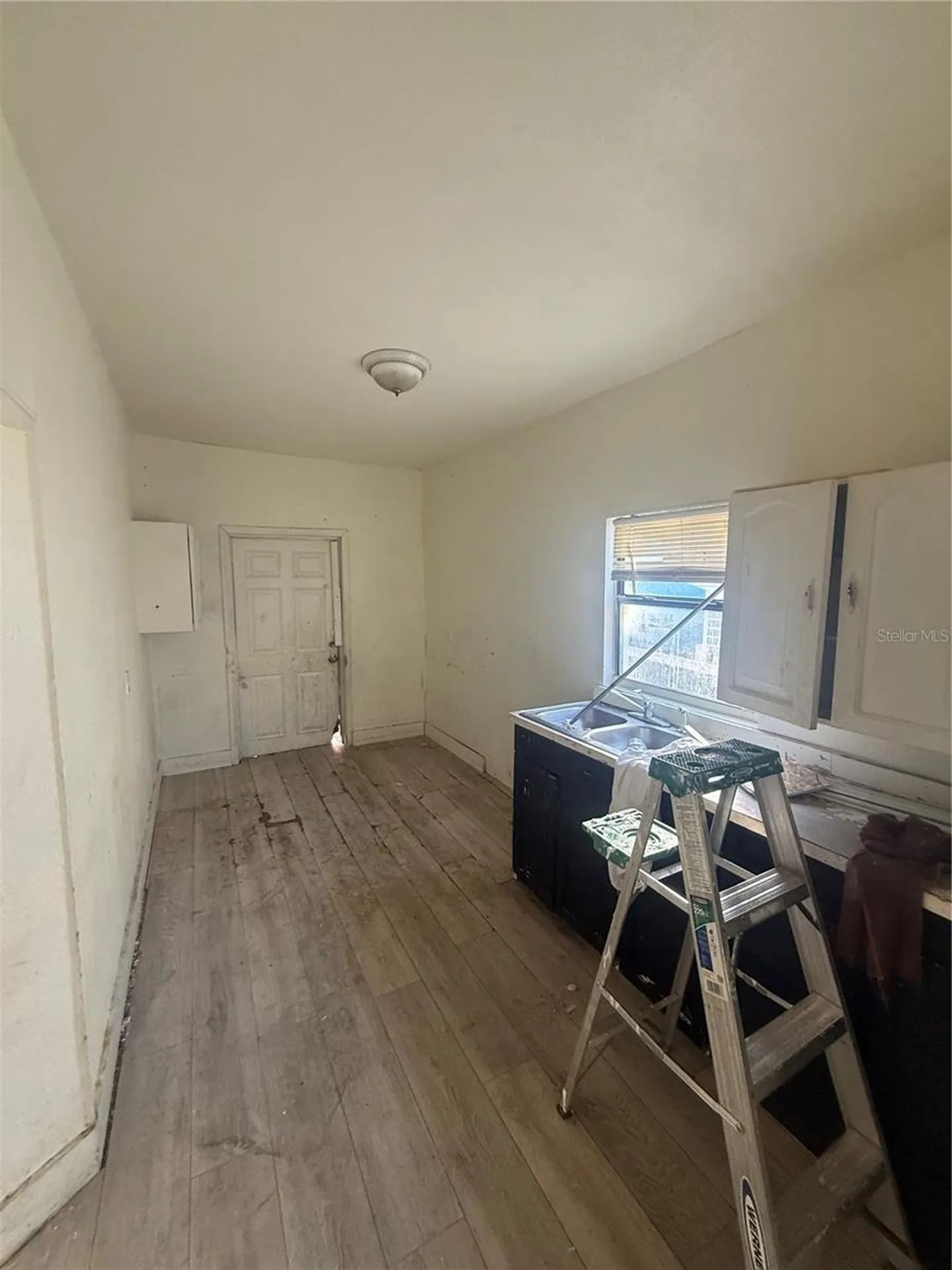 1015 E Columbus Drive Tampa FL 33605