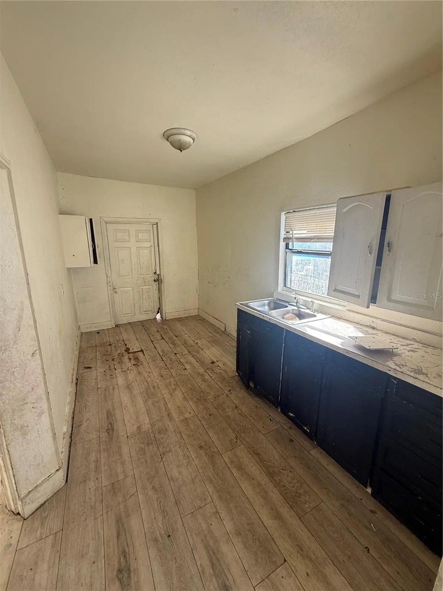 1015 E Columbus Drive Tampa FL 33605