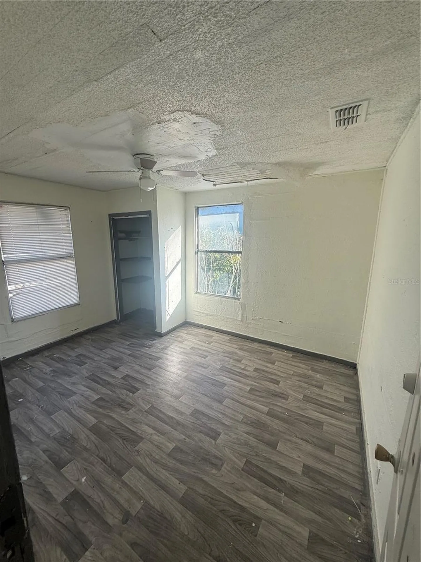 1015 E Columbus Drive Tampa FL 33605