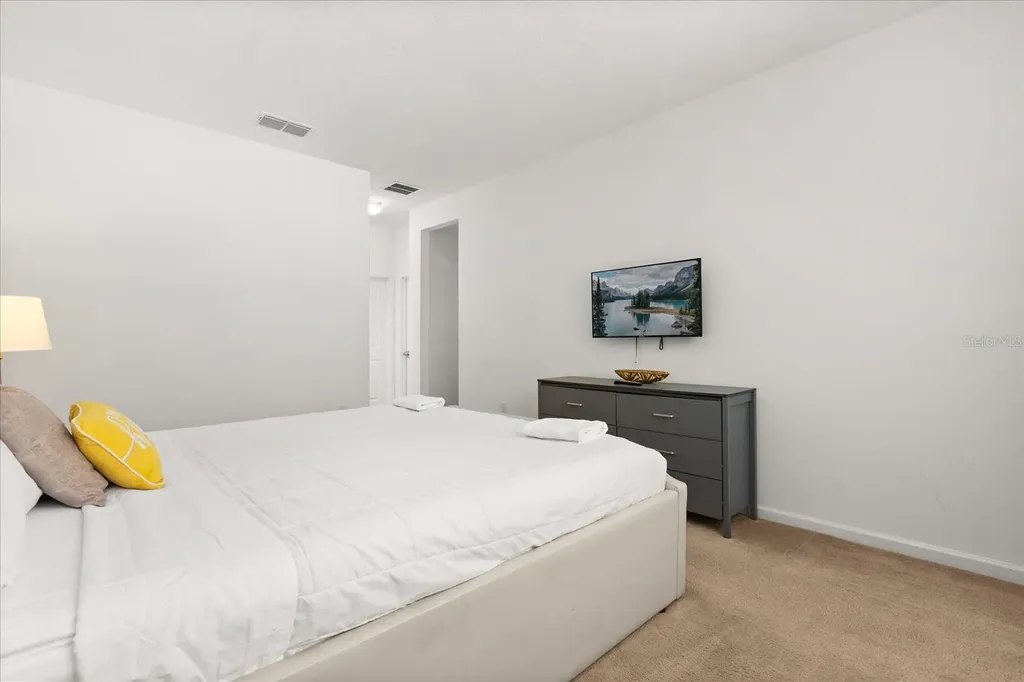 4565 Cabello Loop Kissimmee FL 34746