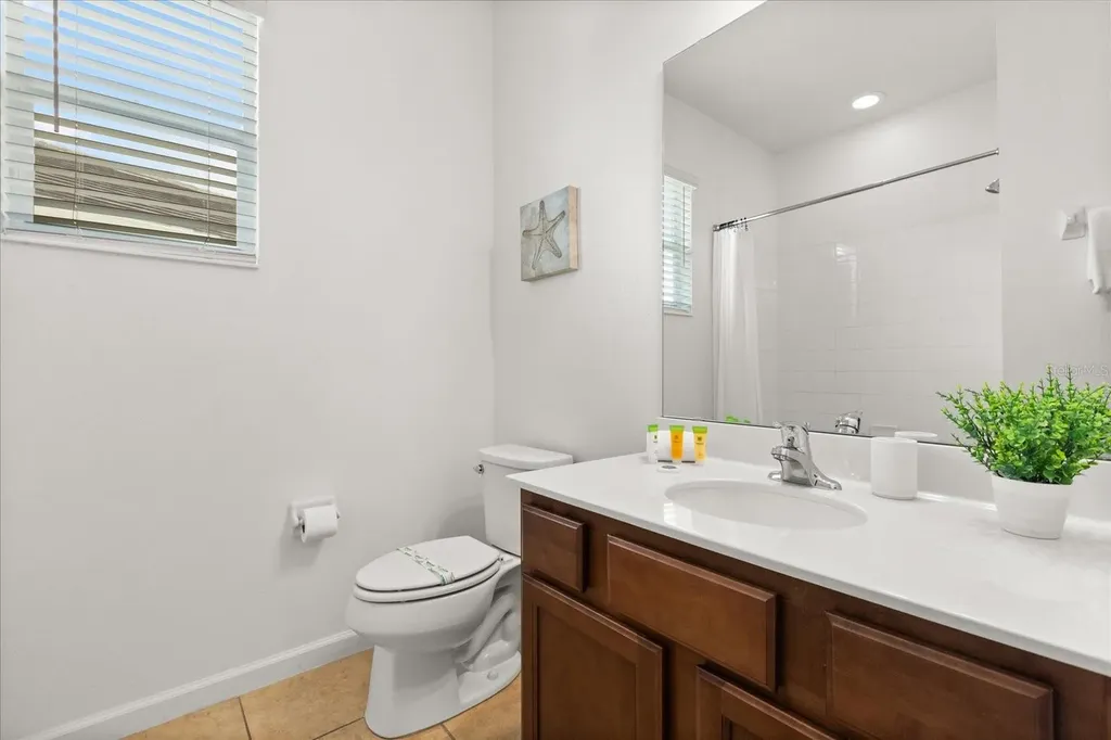 4565 Cabello Loop Kissimmee FL 34746