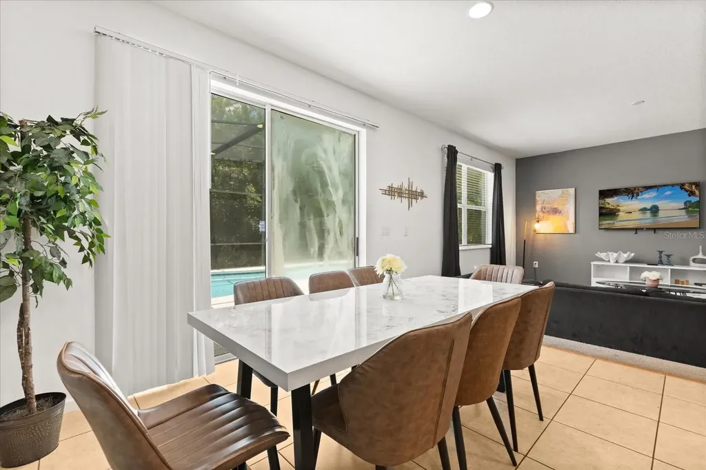 4565 Cabello Loop Kissimmee FL 34746