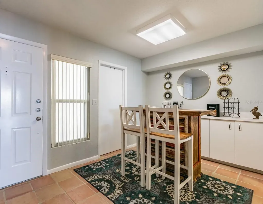 6085 Bahia Del Mar Circle St Petersburg FL 33715