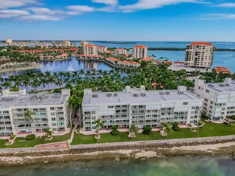 6085 Bahia Del Mar Circle St Petersburg FL 33715