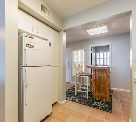 6085 Bahia Del Mar Circle St Petersburg FL 33715