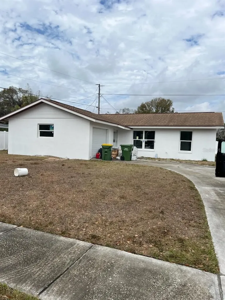 3015 Novus Street Sarasota FL 34237