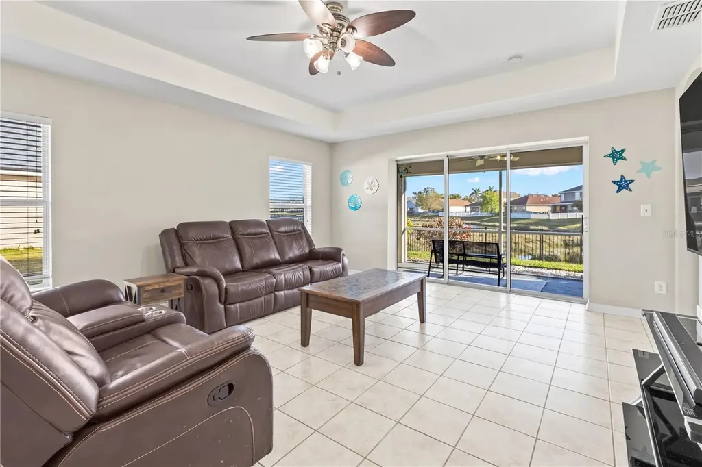 5011 72nd Street E Palmetto FL 34221