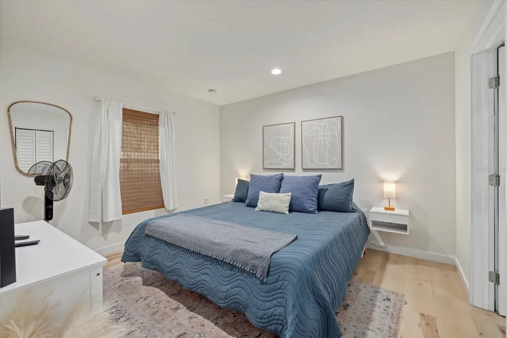 2069 Bougainvillea Street Sarasota FL 34239