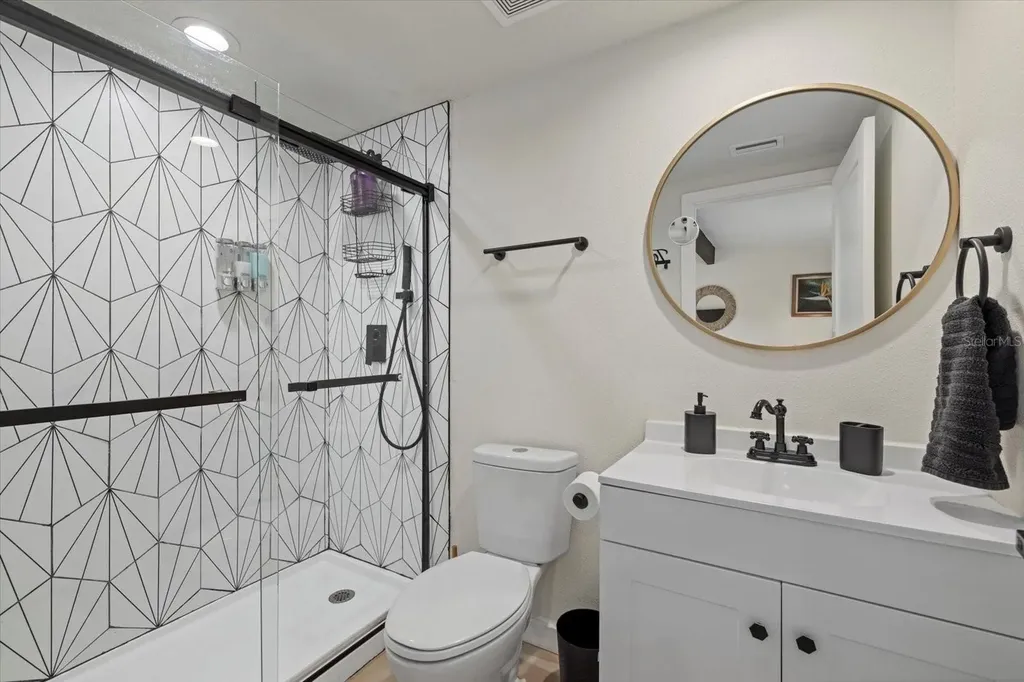 2069 Bougainvillea Street Sarasota FL 34239