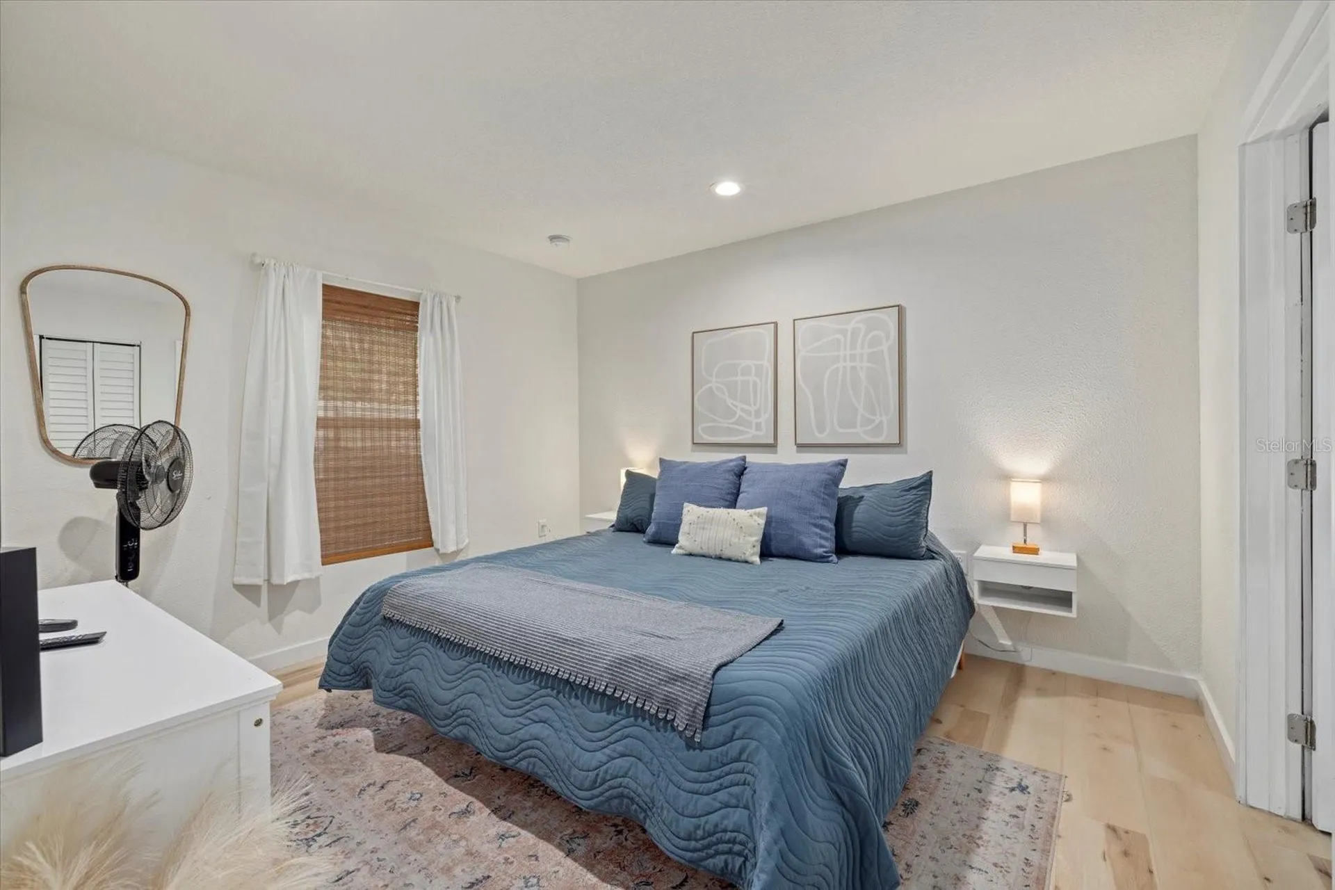 2069 Bougainvillea Street Sarasota FL 34239