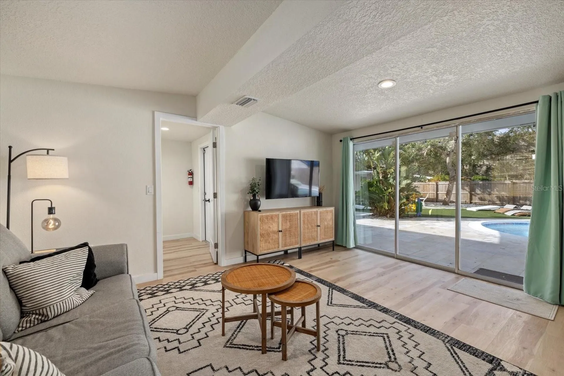 2069 Bougainvillea Street Sarasota FL 34239