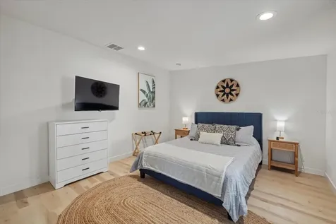 2069 Bougainvillea Street Sarasota FL 34239