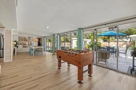 2069 Bougainvillea Street Sarasota FL 34239